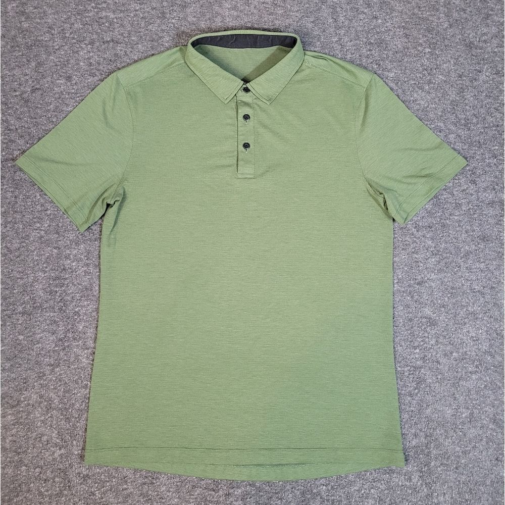 Lululemon Evolution Mens Golf Tennis Shirt Size M Green Twill Short Sleeve